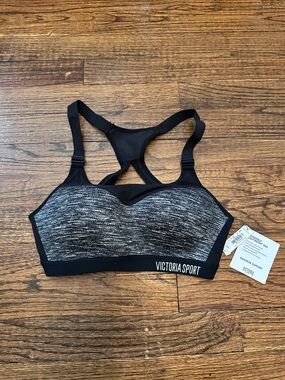 Victoria Sport Women's Black & White Racerback Sports Bra